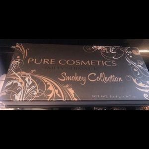 3 makeup palettes of Pure cosmetics nib